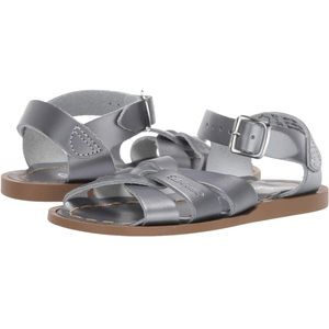 NIB The Salt Water Original Sandals Size 6 Silver